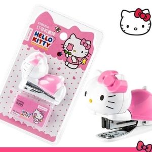 Hello kitty mini stapler set